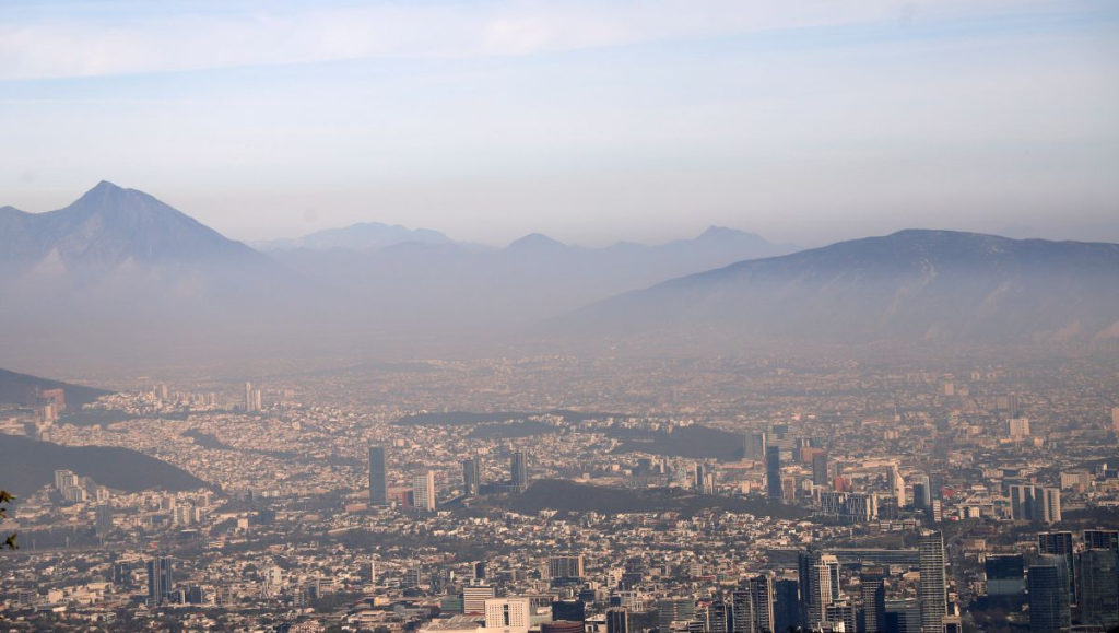 Solo 12 municipios en NL cumplen con Reglamento de Cambio Climático.
