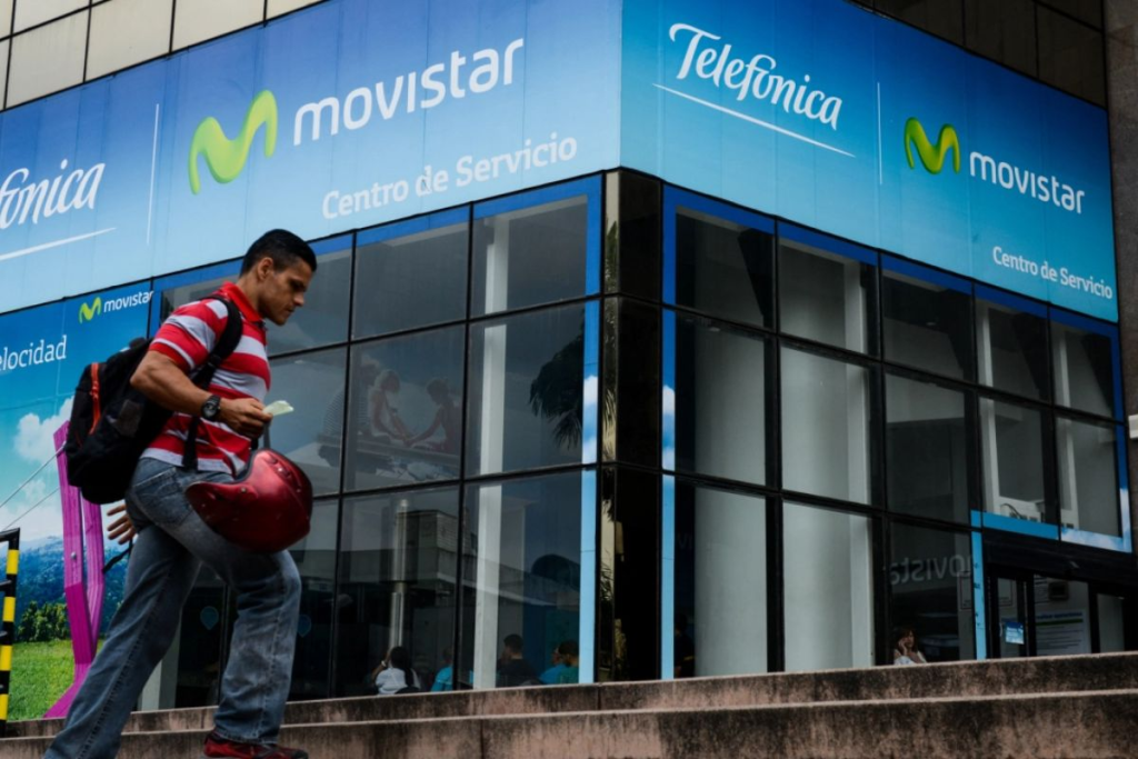 Image | Nl Urbano Movistar Sale De México Y Deja 23 Millones De Clientes En Incertidumbre. Telefónica Concentrará Sus Esfuerzos En Europa Y Brasil.