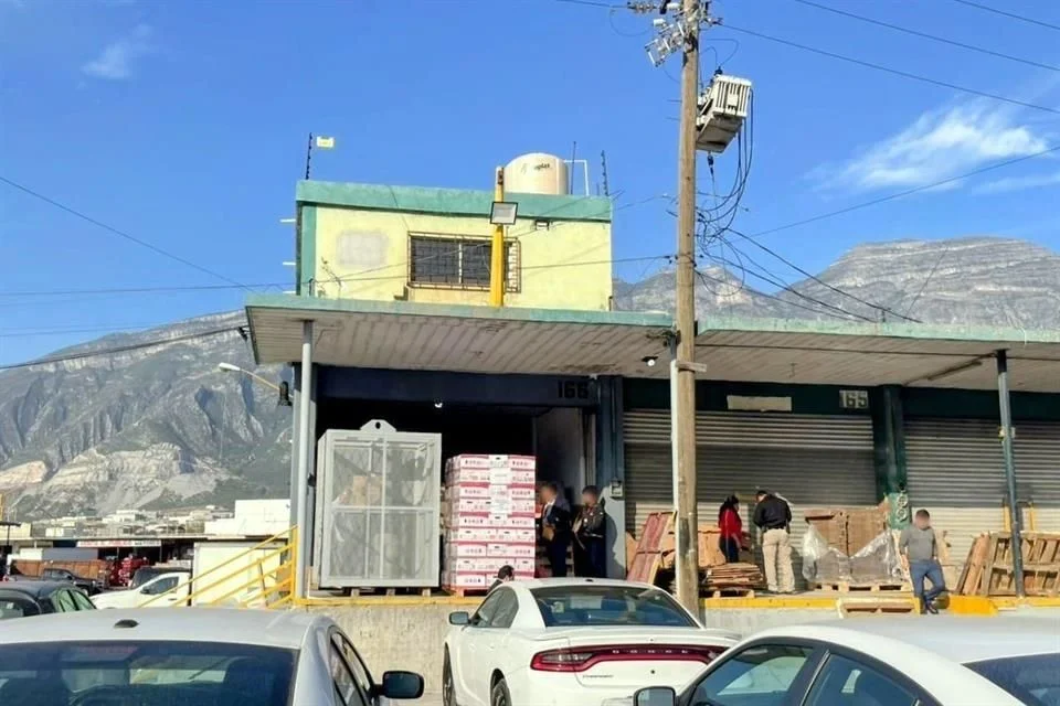 Image | Nl Urbano Una Bodega Cateada En El Mercado De Abastos En Santa Catarina Dejó Evidencia De Empaques Falsificados; Autoridades Investigan El Caso.